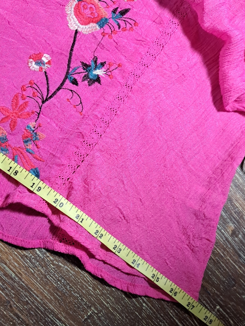 Umgee Women’s Top Hot Pink Floral Embroidery Eyelet Lace Short Sleeve Size Large - Picture 15 of 15